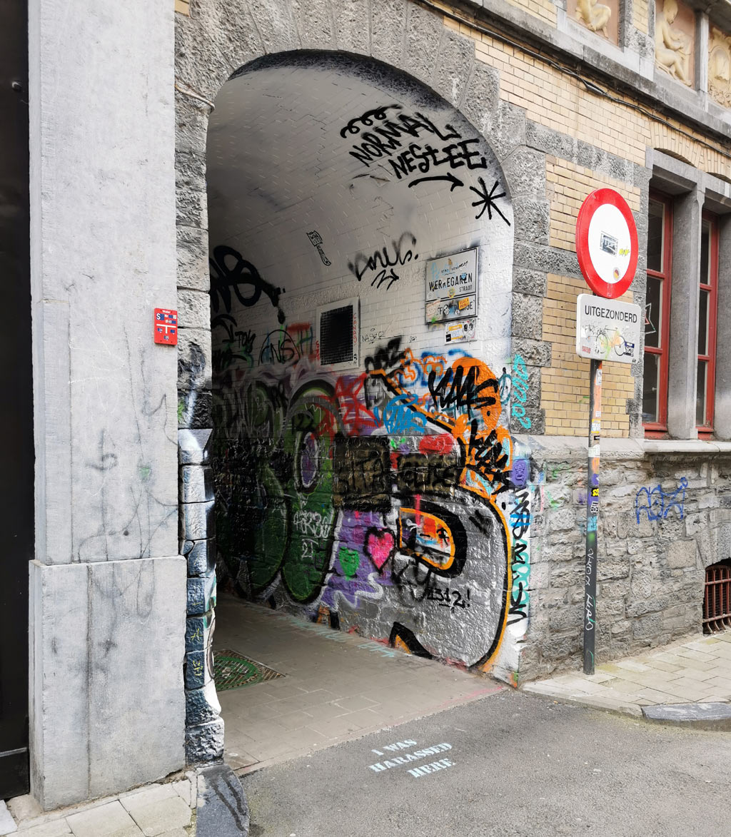 Graffiti straatje Gent